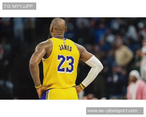 杰伦约翰逊37场赛季完成300篮板300助攻追平詹姆斯成就并列历史最快前锋