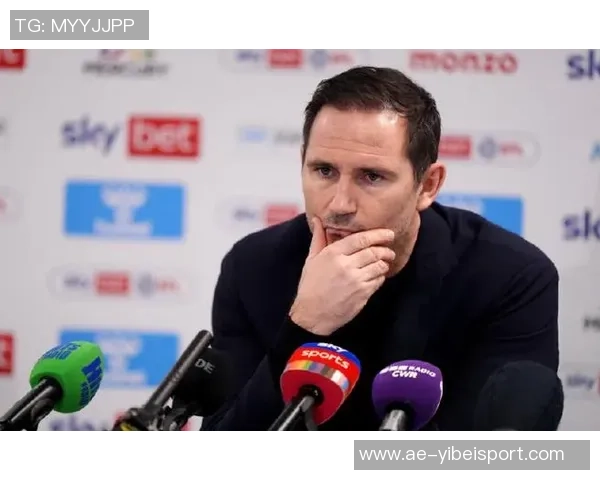 英媒报道班福德与兰帕德重聚考文垂训练昔日切尔西队友再续情谊