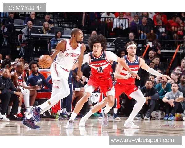 斯通称赞阿门控卫表现出色并对年轻球员成长感到欣喜 斯通称赞阿门控卫表现出色并对年轻球员成长感到欣喜